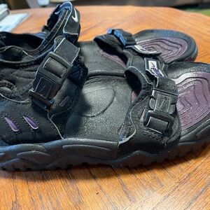 Vintage 90s Nike ACG Air Deschutz Black Sport Mens Sandals Comfort Buckle Mens 7